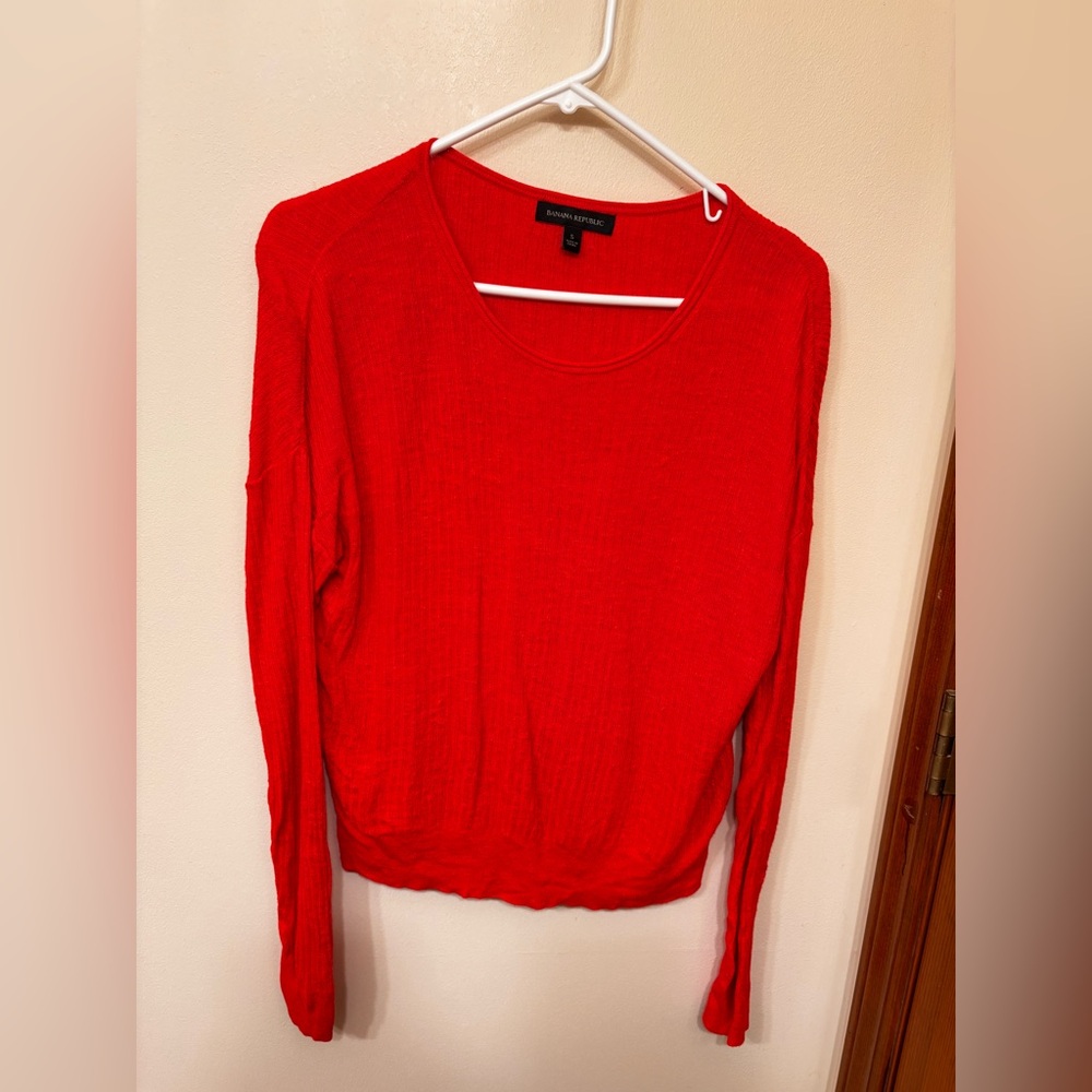 Banana Republic orange summer weight sweater